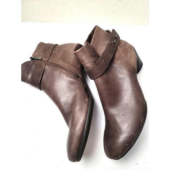Ecco Brown Leather Ankle Heel Boots Strap & Side Zipper Closure Size 39 - Picture 7 of 13
